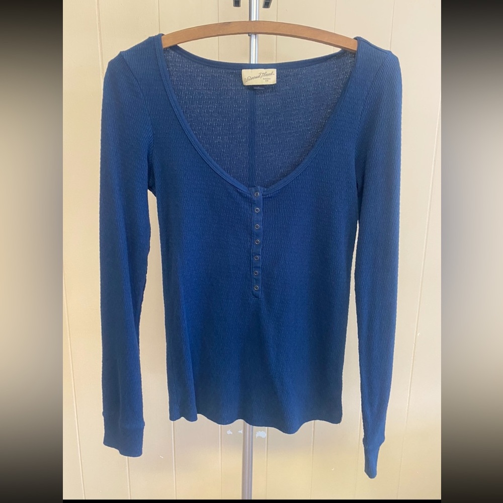 Long sleeve top